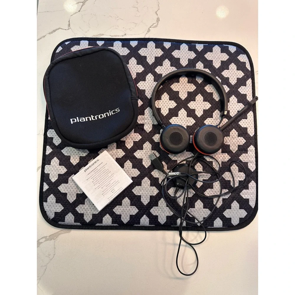 Jabra Evolve 40 MS Stereo Wired On-Ear Headset USB-A Noise Canceling Mic Black